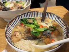 -鲜越鲜鱼粉(财富购物中心店)