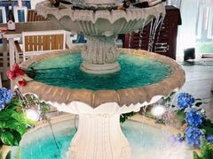 -Mark&Mars Restaurant