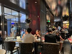 大堂-老头儿油爆虾·1987杭州烟火味(湖滨银泰in77D区店)
