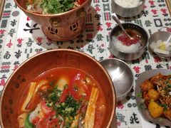 -成都你六姐·牛肉冒菜·麻辣香锅(长泰广场店)