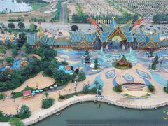 -七彩云南欢乐世界