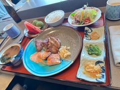 -新鲜特色餐厅(香格里拉大酒店)