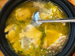 -品鲜村农家菜·阳澄湖大闸蟹(总店)