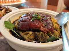 酸菜东坡肉-山水茶艺馆·点心粤菜·30年老字号