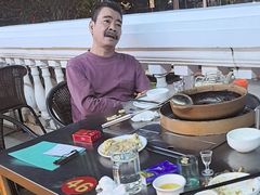 -胡须佬鸡煲四季火锅店(石厦西村直营店)