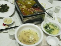 -鑫皇朝酒店(建设一路店)