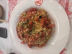 -肥肥虾庄·金牌油焖大虾(杨园滨江时代walk店)