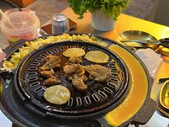 -胡悦里韩式烤肉(芝罘万达广场店)
