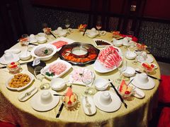 -小天鹅火锅·一线江景洪鼎旗舰店(洪崖洞店)