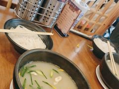 -桥香园云南过桥米线(红龙井店)