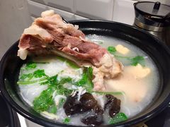 大骨头粉丝汤-小杨生煎(南京东路食品一店)