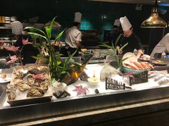 -半岛翡丽海鲜自助餐厅(观风亭店)