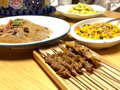 -关东小磨东北菜(上海长风大悦城店)