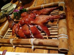 -老滇山寨•云南特色菜•地方菜•民族风情歌舞表演(金碧店)