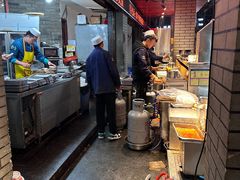 -老兰家传统烧烤炒菜泡馍(小南门店)