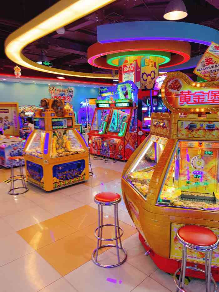 汤姆熊(大连凯丹店)-"带儿子来凯丹买自行车,儿子路过汤姆熊说什.