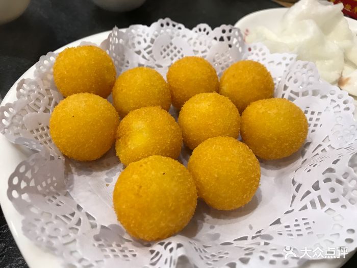 邵汇大虾(滂江街店)香芋薯球图片 - 第1张