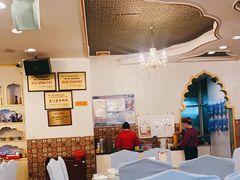 -马尔龙新疆饭店·清真(瑞景店)