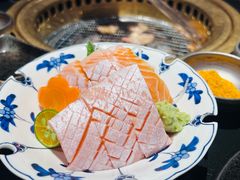 -山川小町·极番烧肉(新地假日广场店)