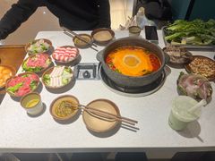-贵府酸汤牛肉火锅·贵州老字号(飞山街店)