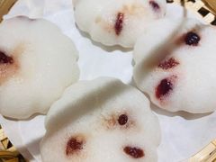 -包整·丝娃娃(一览甲秀楼风景店)