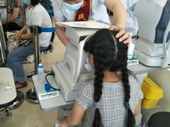 -大连何氏眼科医院