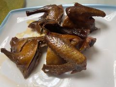 豉油皇乳鸽-惠爱餐厅