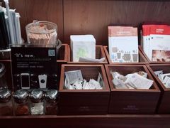 零售区-星巴克(汾阳路店)