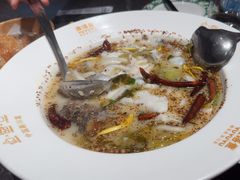 -渔语鱼新川菜Bistro(万象天地店)