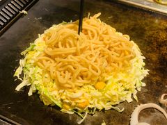 蔬菜大阪烧加面-鹤桥风月(千日前店)