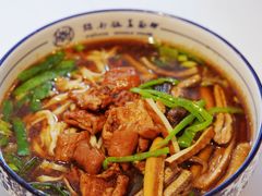 -镇南锅盖面馆(解放路店)