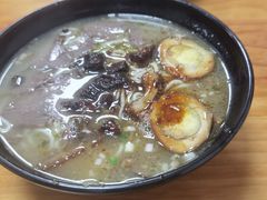 -花溪巷牛肉粉(泉城路店)