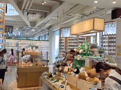 -猫的天空之城概念书店(北戴河蔚蓝海岸店)