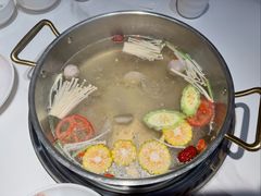 -犇鼎牛潮汕牛肉火锅(新辰里学清路店)