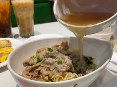 -香港新发烧腊茶餐厅(水围店)