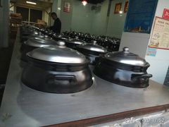 -烂瓦罐刘家猪蹄坊(药王洞店)