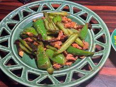 豉油辣椒鸡枞菌炒猪面肉-粤·向群饭店(麓景路店)