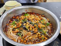 -周良天山牛杂城(天山路总店)