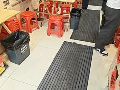 -柳州肥姨妈大骨螺蛳粉(东靖路店)