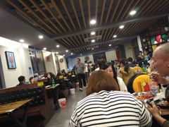 大堂-王红军龙虾(新民路店)