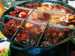-白乐天毛肚火锅馆(南滨路店)