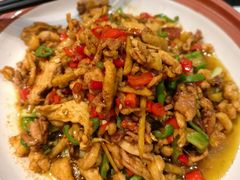 红椒老姜炒土鸡-陈大锅·岳阳鱼馆·地道岳阳菜(美食街店)