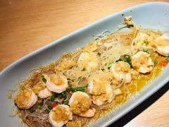 蒜蓉粉丝蒸虾仁-蜜桃餐厅·伴山(绿宝广场店)