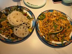 -亚伟瓦罐面美食城(淇县总店)
