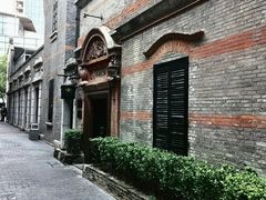 -洋房火锅(上海新天地南北里店)