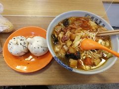 -同济大学本部学苑饮食广场