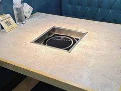 -洞庭洲·防空洞火锅·铜锅涮肉·烧烤(新百广场店)