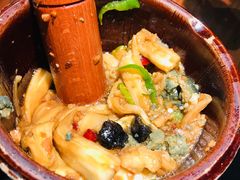 钵里茄子在捣蛋-吃饭皇帝大(赛格国际店)