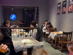 -老街烧烤大排档·地道湖北菜·龙虾馆(汉口火车站店)