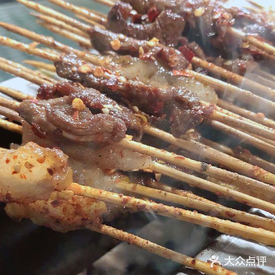 赛文烧烤(凤凰美食店)